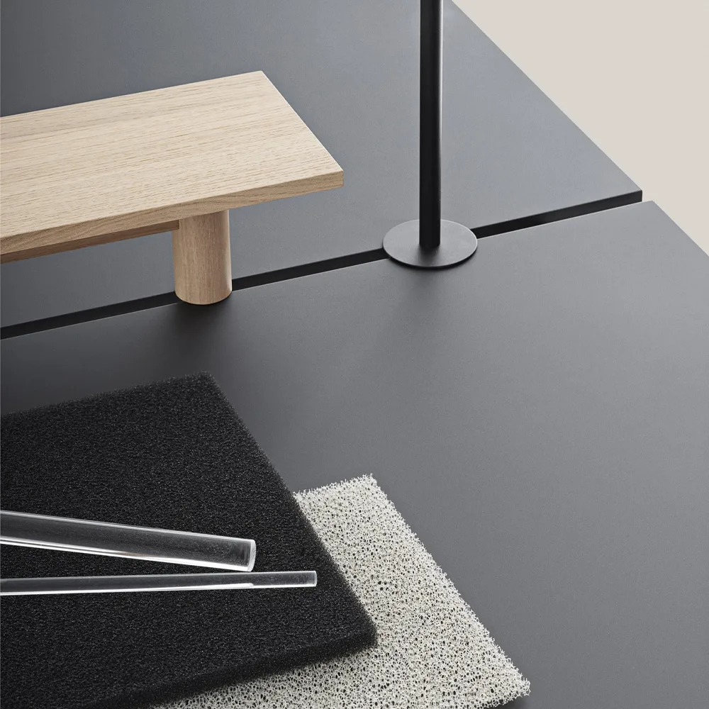 Linear System bricka, Oak Ø36 cm Muuto