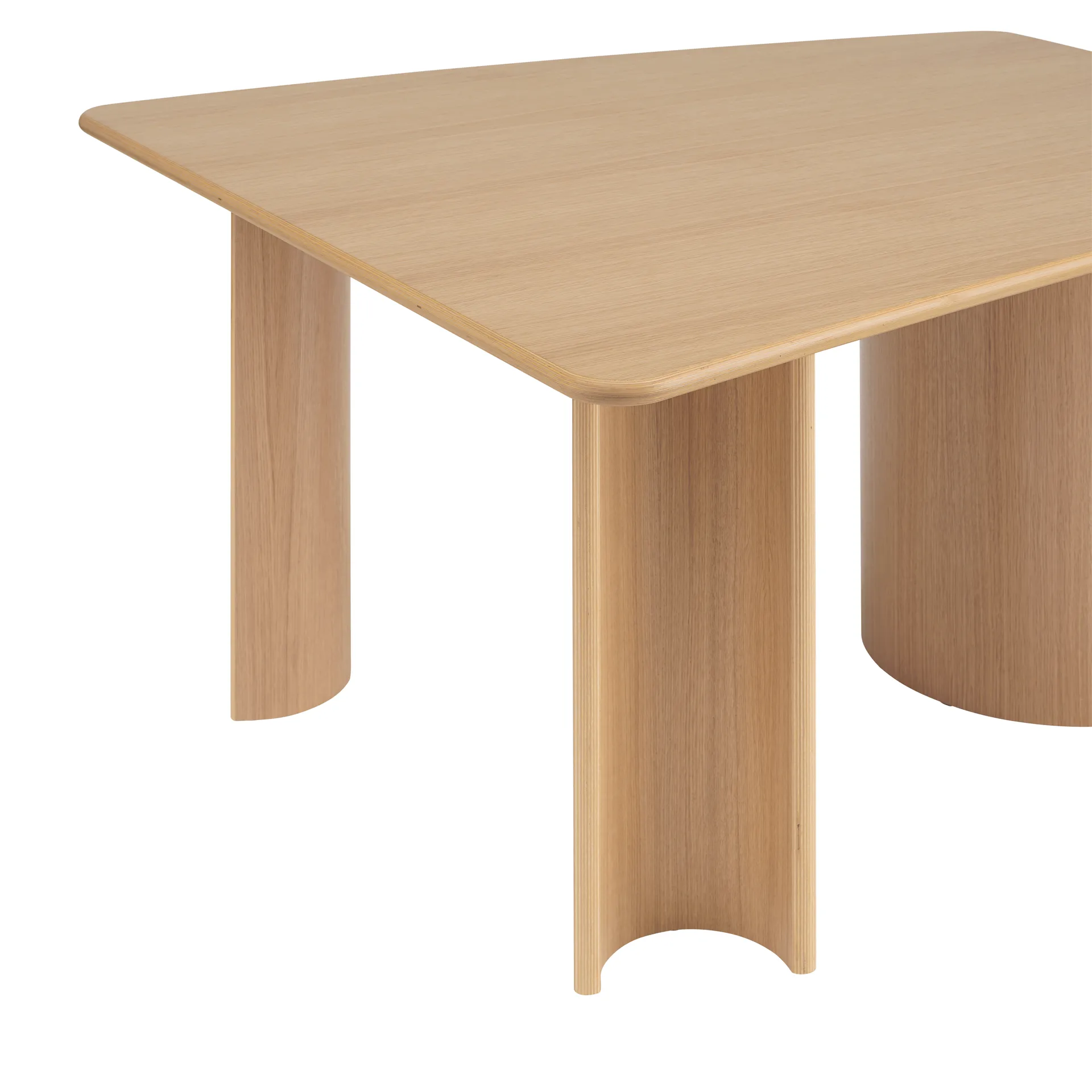 Re-norm matbord, Lackerad ekfanér, 130x120 cm Muuto