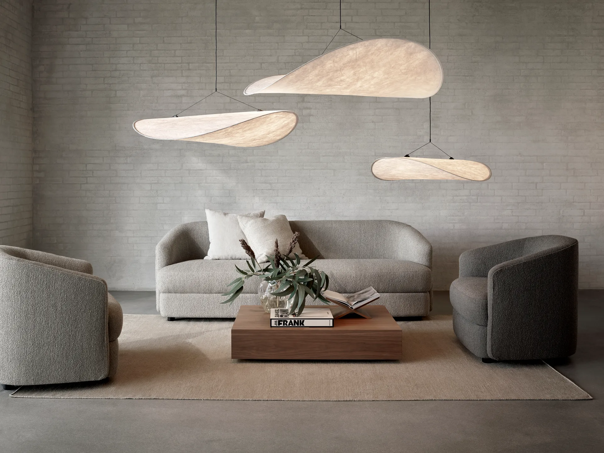 Covent fåtölj, Dark Taupe New Works