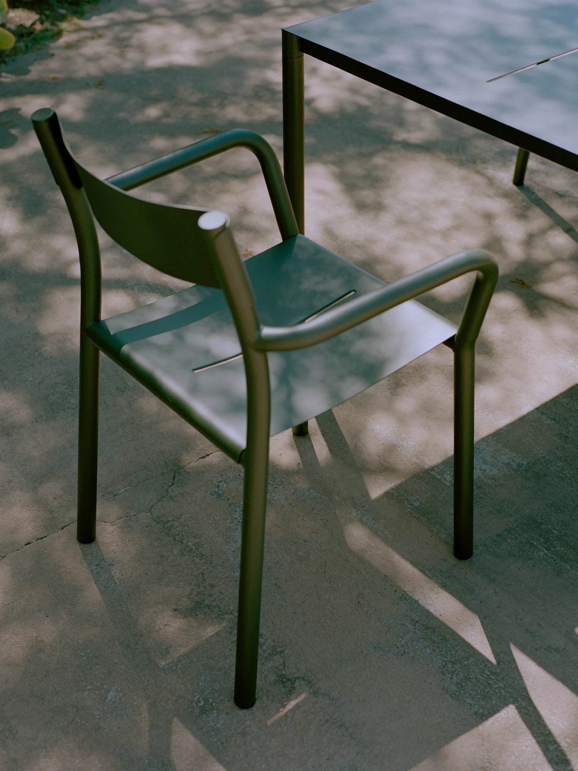 May Armchair Outdoor karmstol, Dark Green New Works