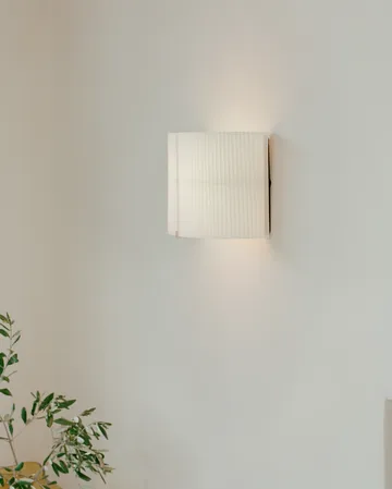 Nebra vägglampa Ø27-40 cm - White - New Works