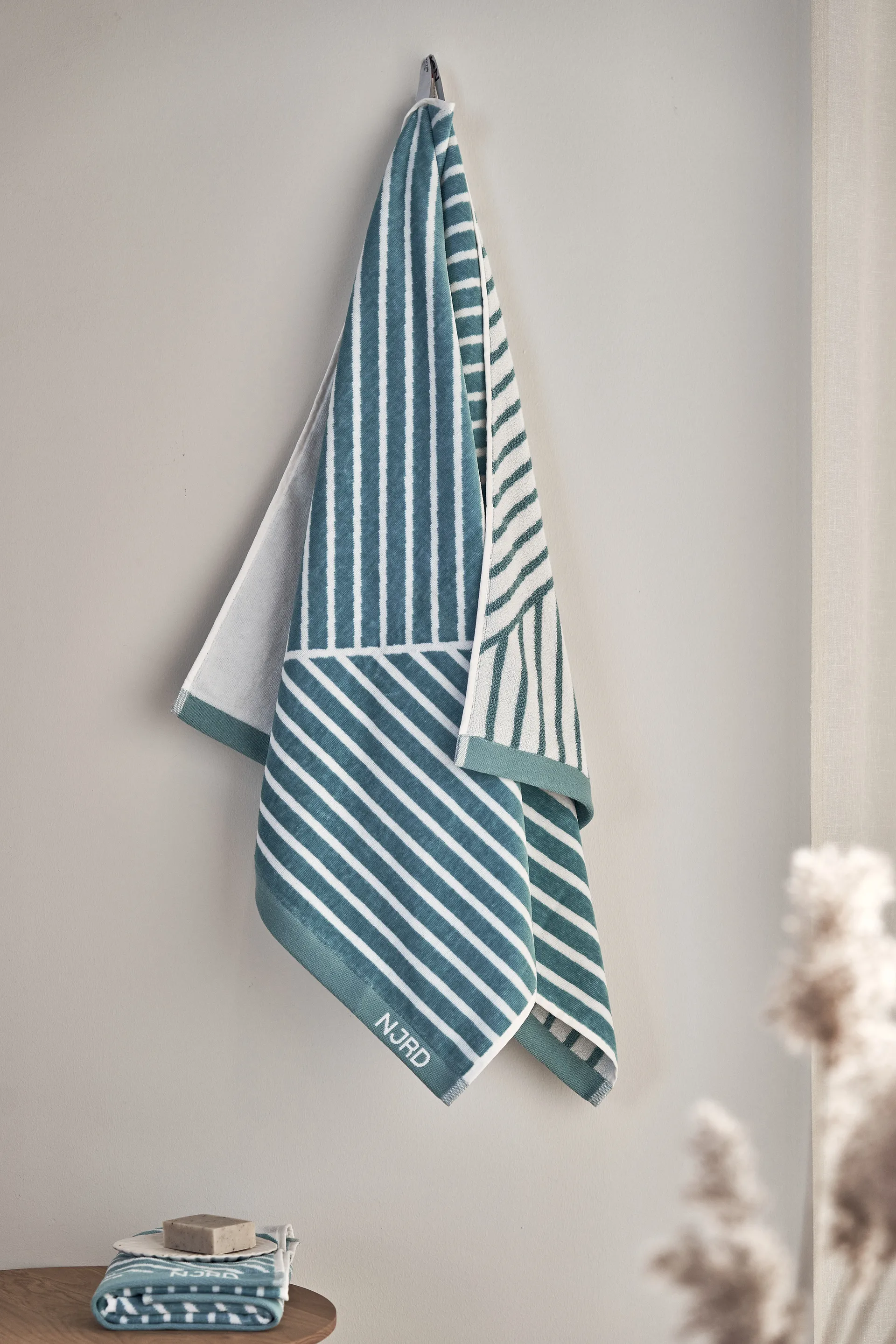Stripes badhandduk 70x140 cm Special Edition 2022, Turkos NJRD