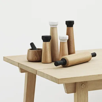 Craft saltkvarn ek-vit marmor - Liten - Normann Copenhagen