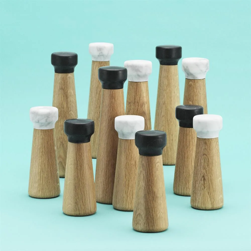 Craft saltkvarn ek-vit marmor, Liten Normann Copenhagen