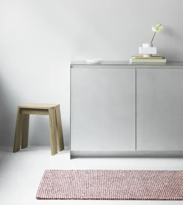 Flick matta - 80x200 cm röd - Normann Copenhagen