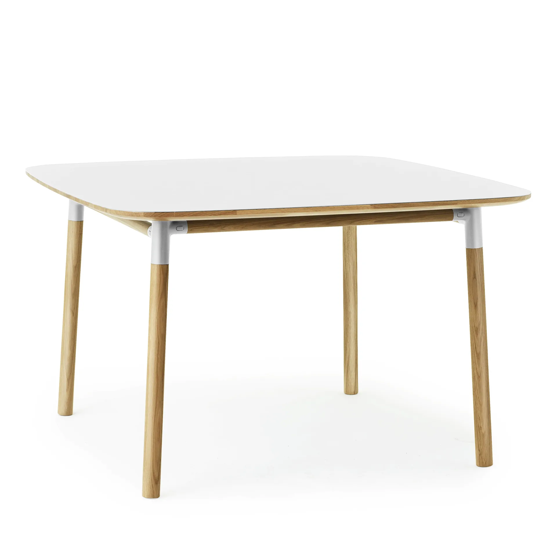 Form bord 120x120 cm, Vit Normann Copenhagen