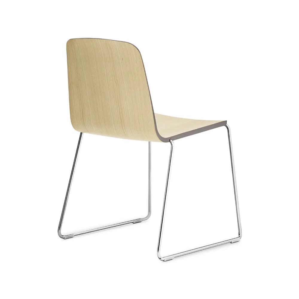 Just stol, ask, fanér, svart kant, svart metallstativ Normann Copenhagen