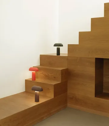 Porta bordslampa - Bright red - Normann Copenhagen