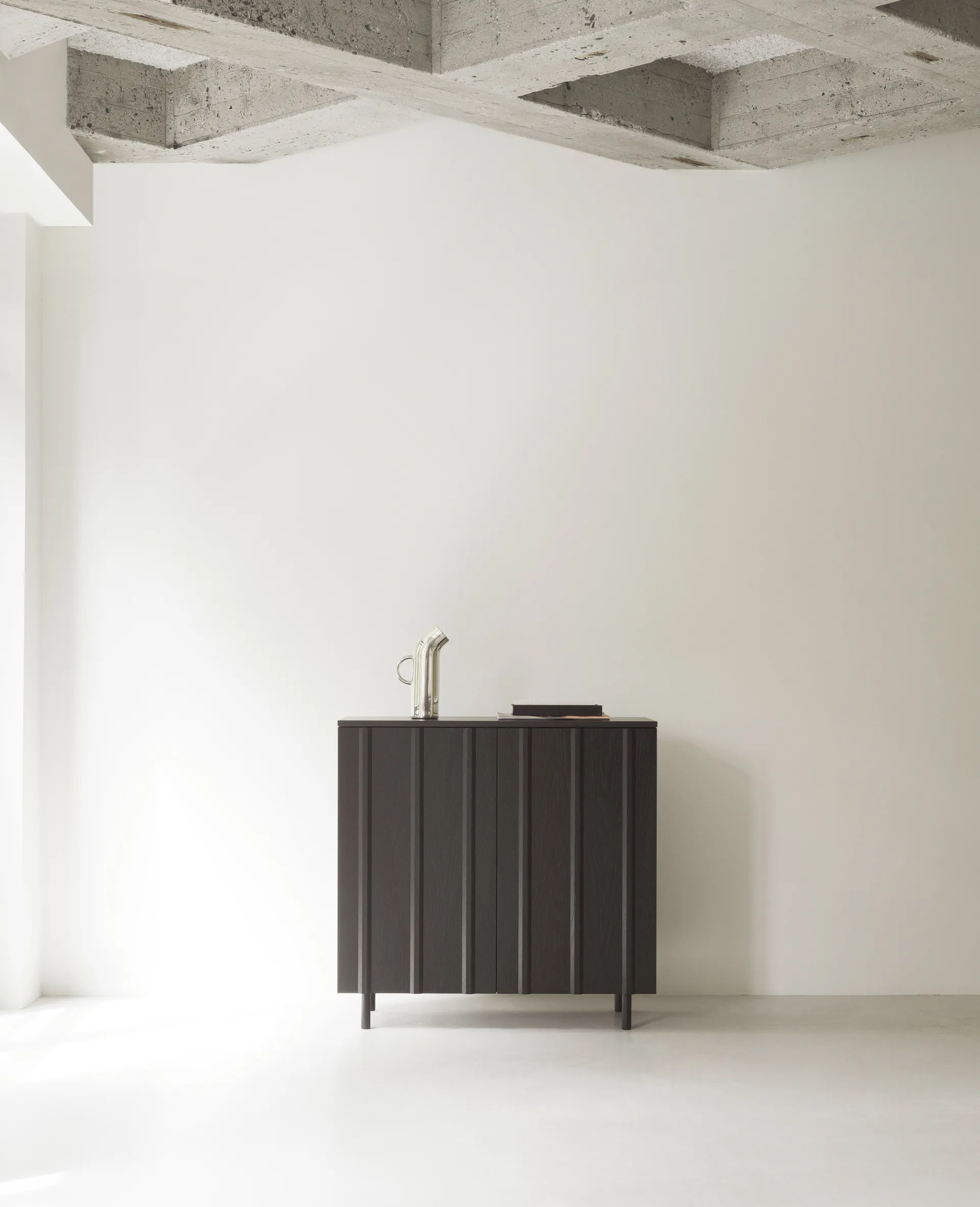 Rib skåp 96x98,5 cm, Soft Black Normann Copenhagen