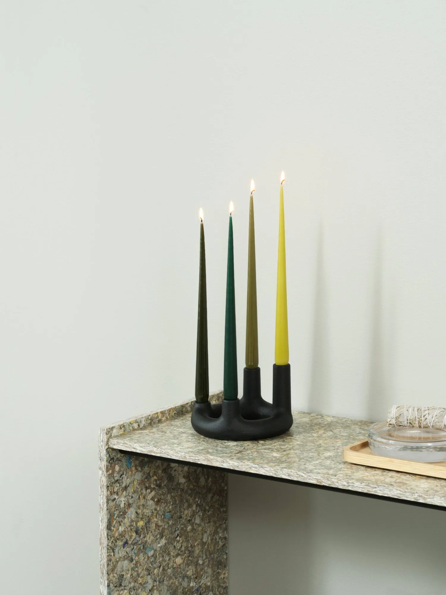 Trin ljusstake, Svart, Ø17,7x11,8 cm Normann Copenhagen