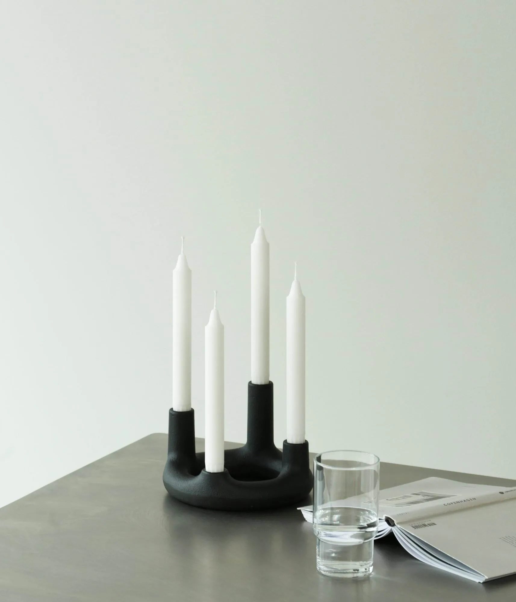 Trin ljusstake, Svart, Ø17,7x11,8 cm Normann Copenhagen