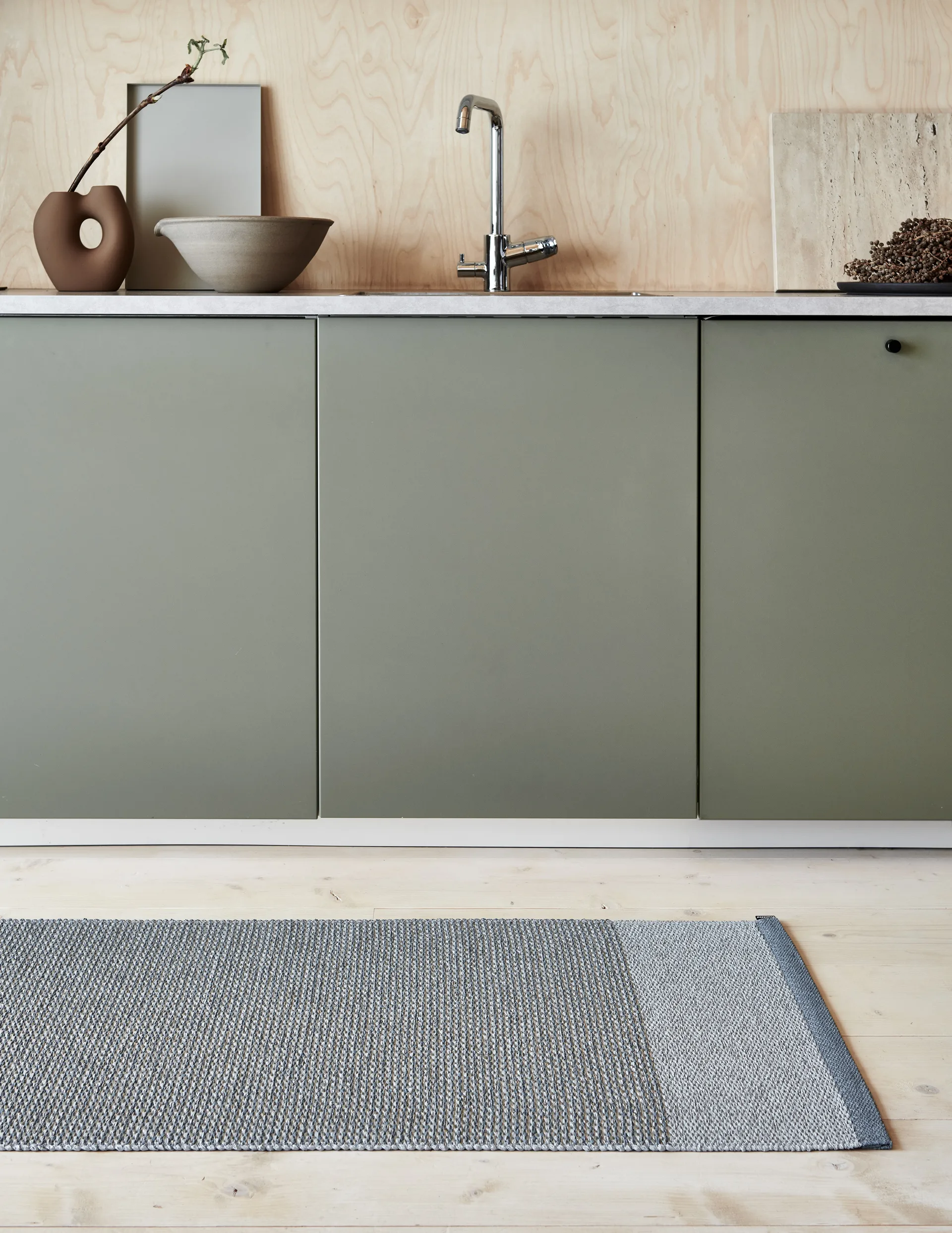 Edit plastmatta 70x300 cm, Dove blue Pappelina