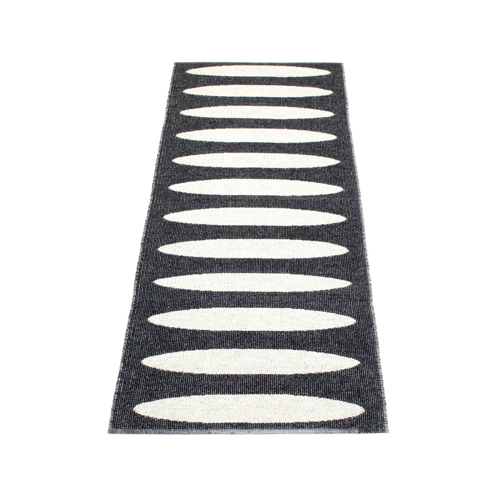 Ella gångmatta black/vanilla, 70x225 cm Pappelina