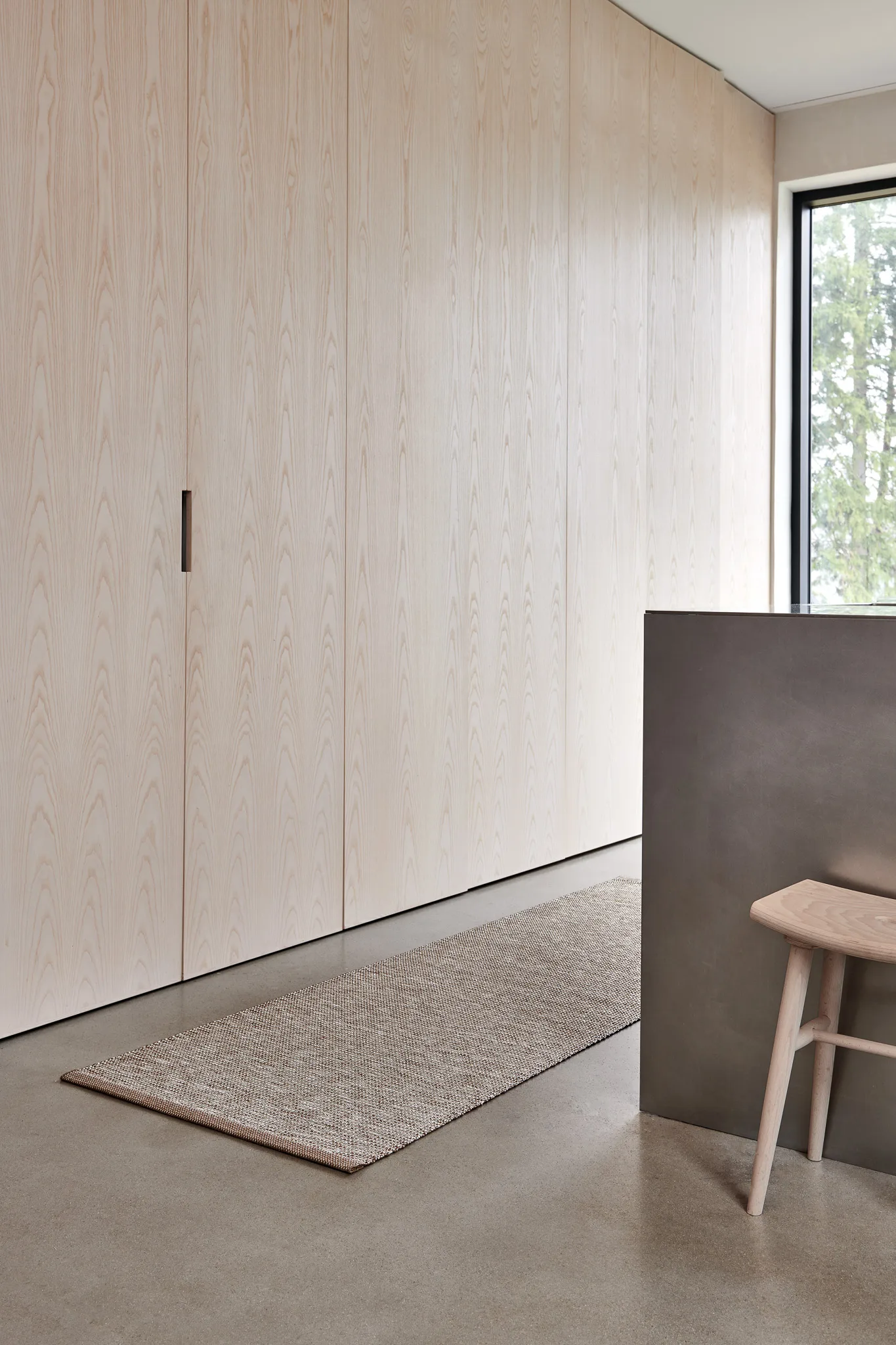 Emm Metallic matta, Potato-beige, 70x300 cm Pappelina