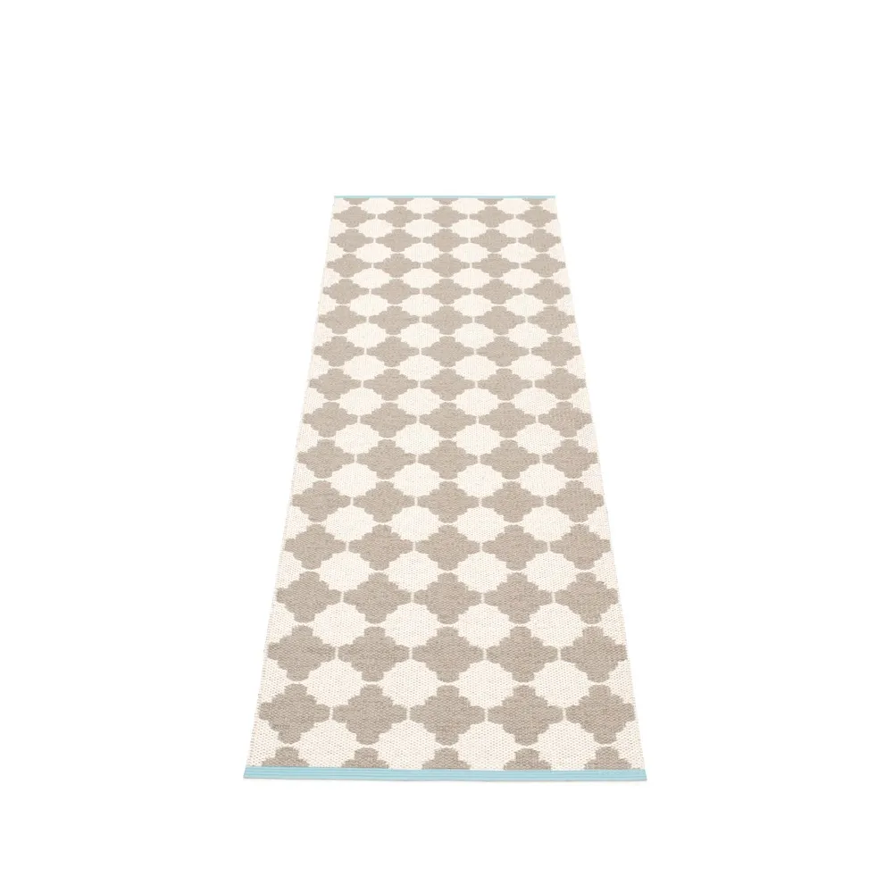 Marre gångmatta mud/vanilla/turquoise edge, 70x300 cm Pappelina