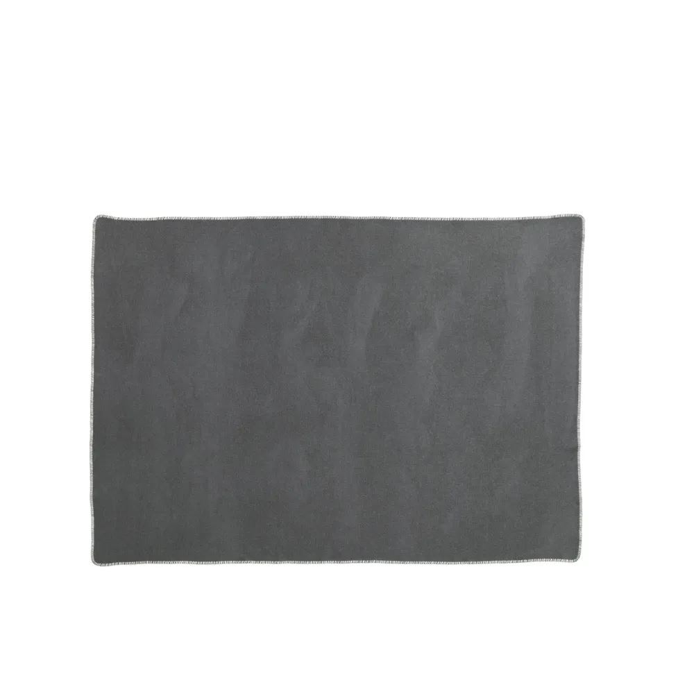 Ylva pläd, dark grey/charcoal Pappelina
