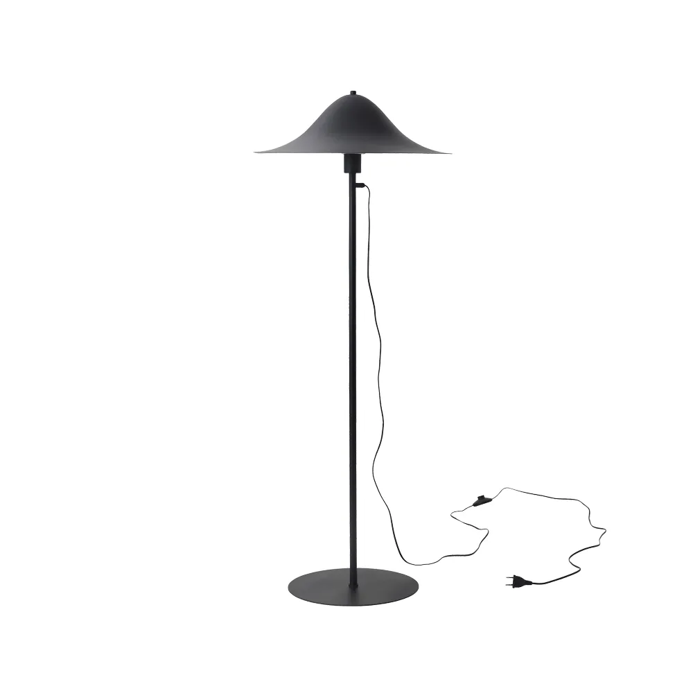 Hans 130 golvlampa, svart matt Pholc