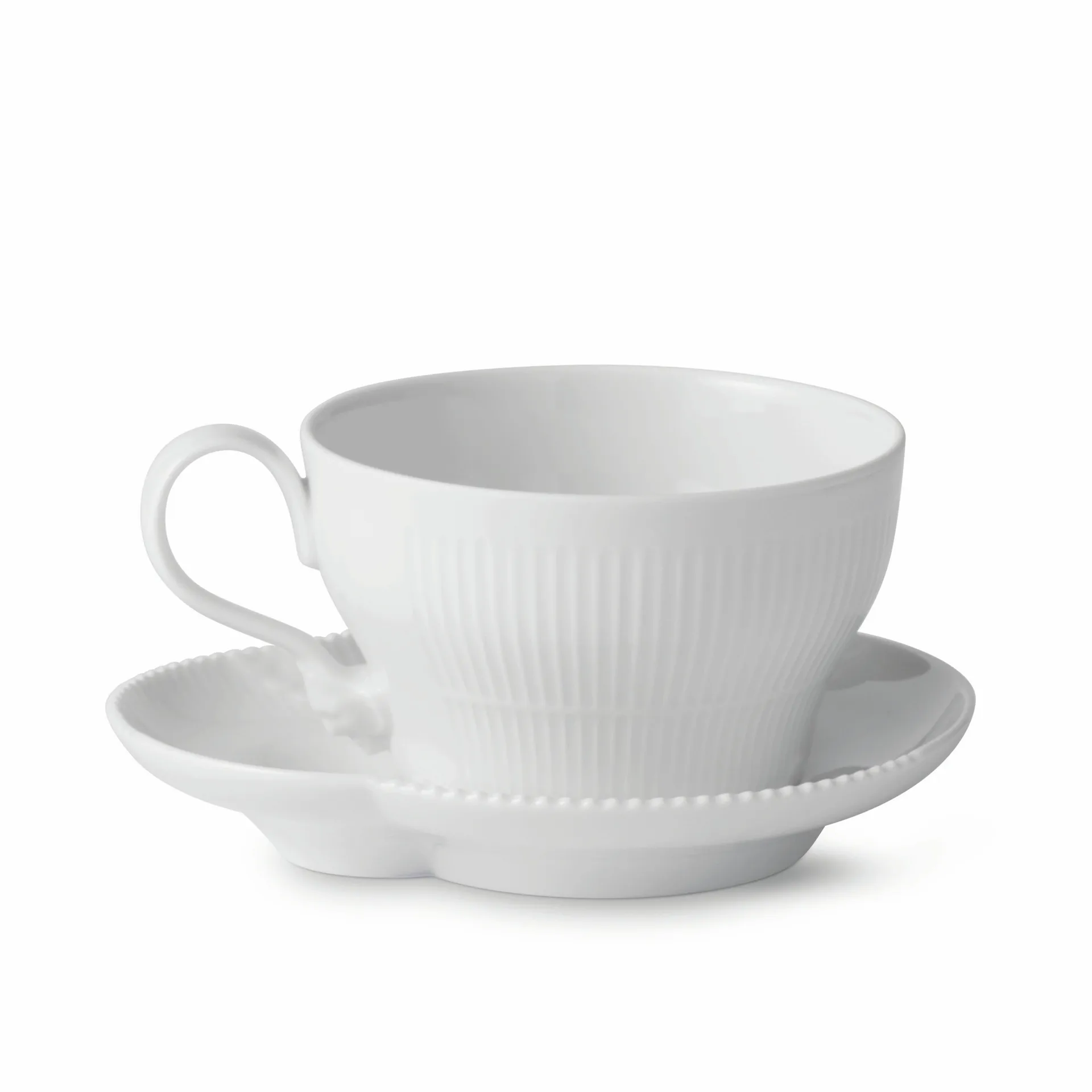 White Elements kopp med fat 26 cl, 26 cl Royal Copenhagen