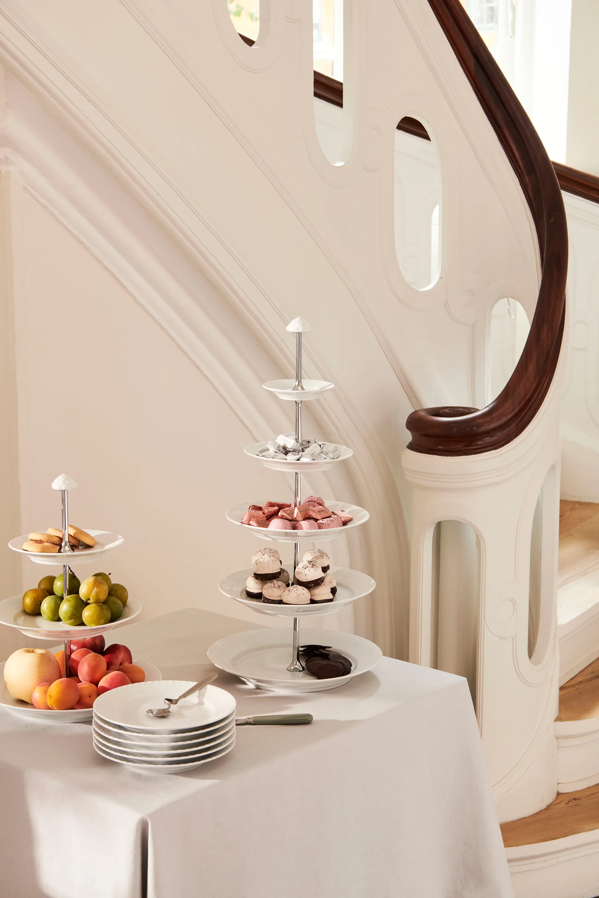 White Fluted fat med 3 våningar, White Royal Copenhagen