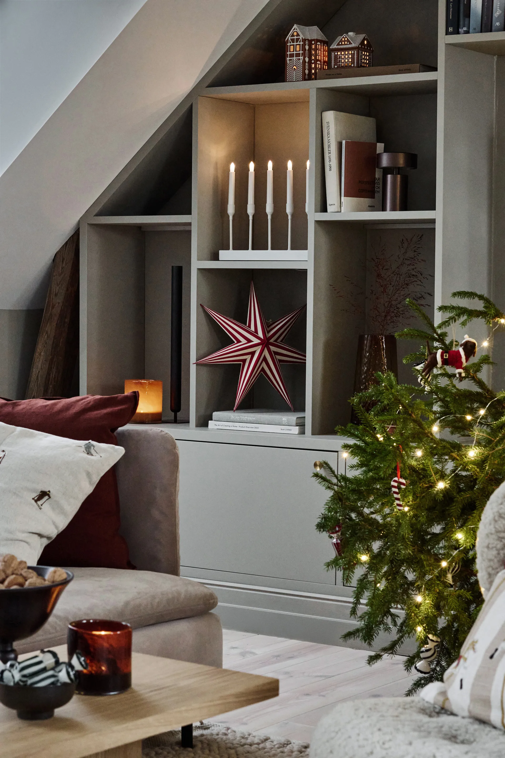 Bare adventsstjärna vit-rödrandig, 45 cm Scandi Living