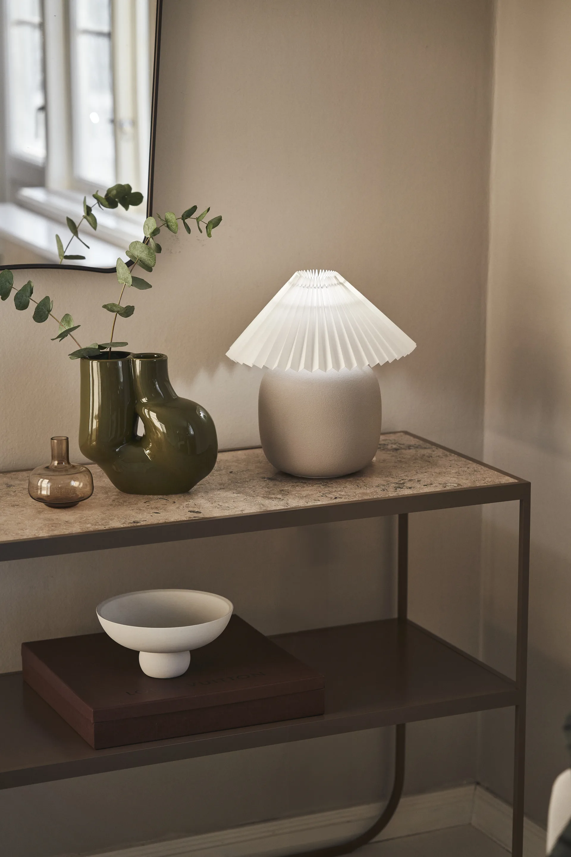 Boulder bordslampa 29 cm grey-pleated white Scandi Living