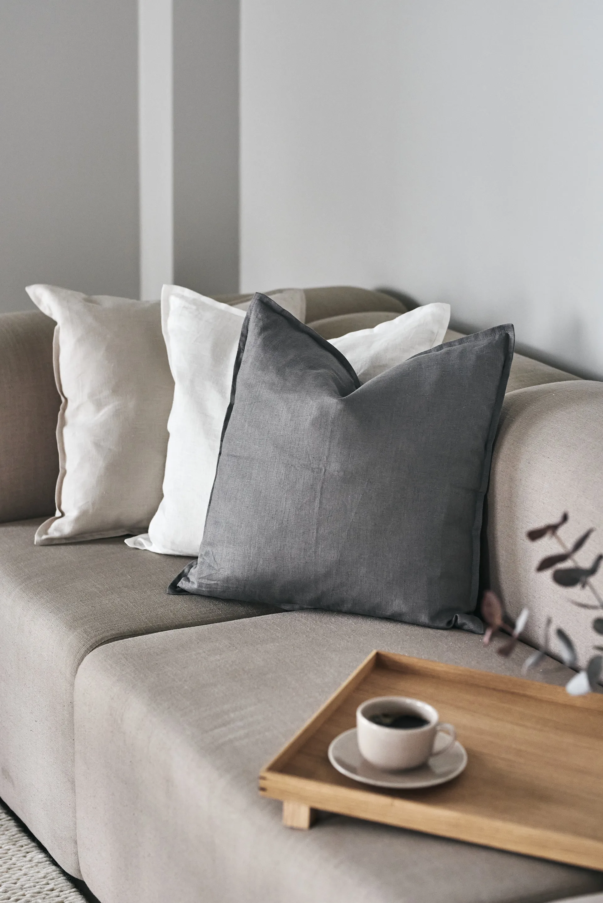 Calm kuddfodral linne 50x50 cm, Charcoal Scandi Living