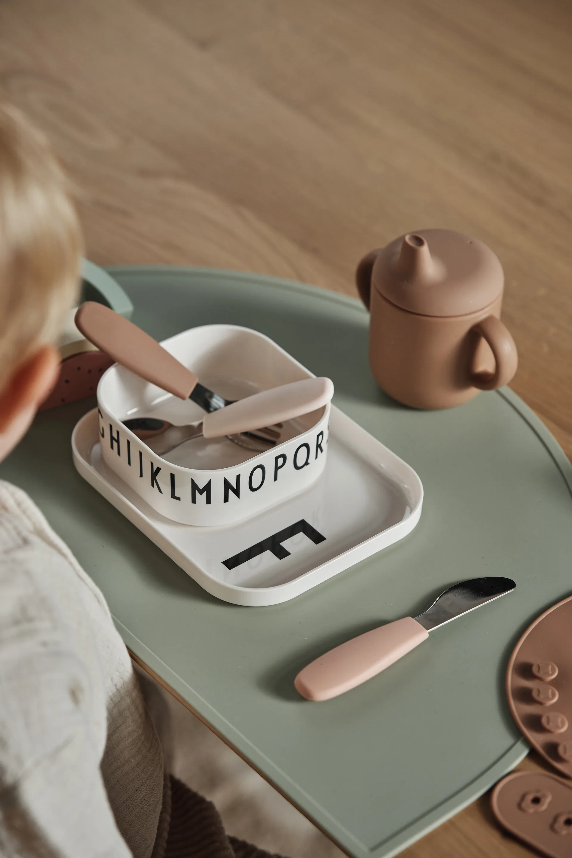 Dine bestickset silikon 3 delar, Blush Scandi Living