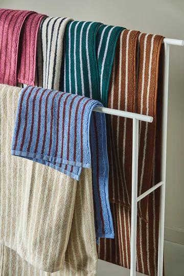 Drift badhandduk 70x140 cm - Rosa-röd - Scandi Living