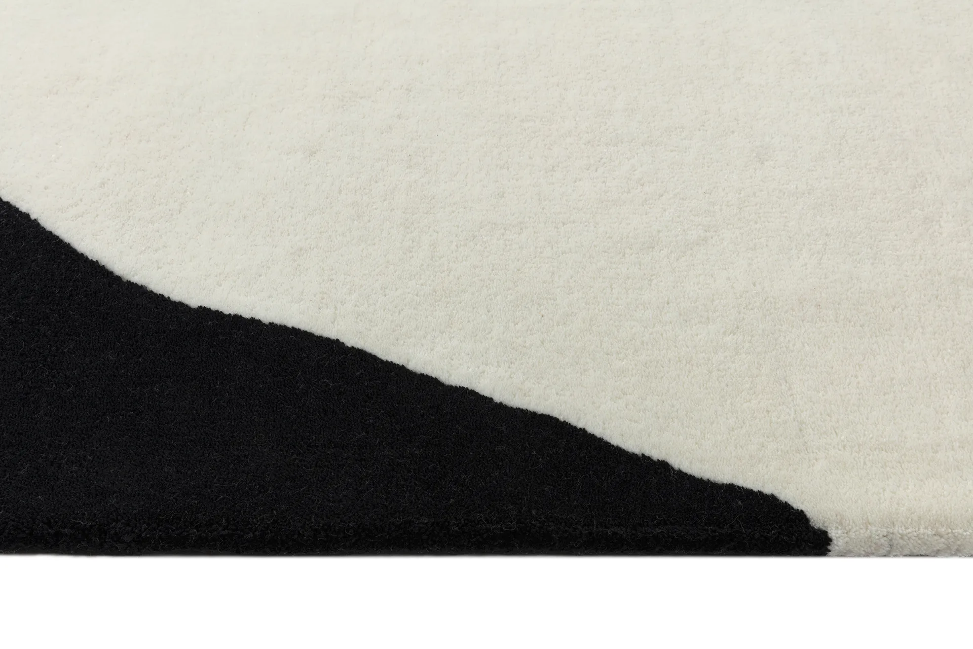 Flow ullmatta vit-svart, 170x240 cm Scandi Living