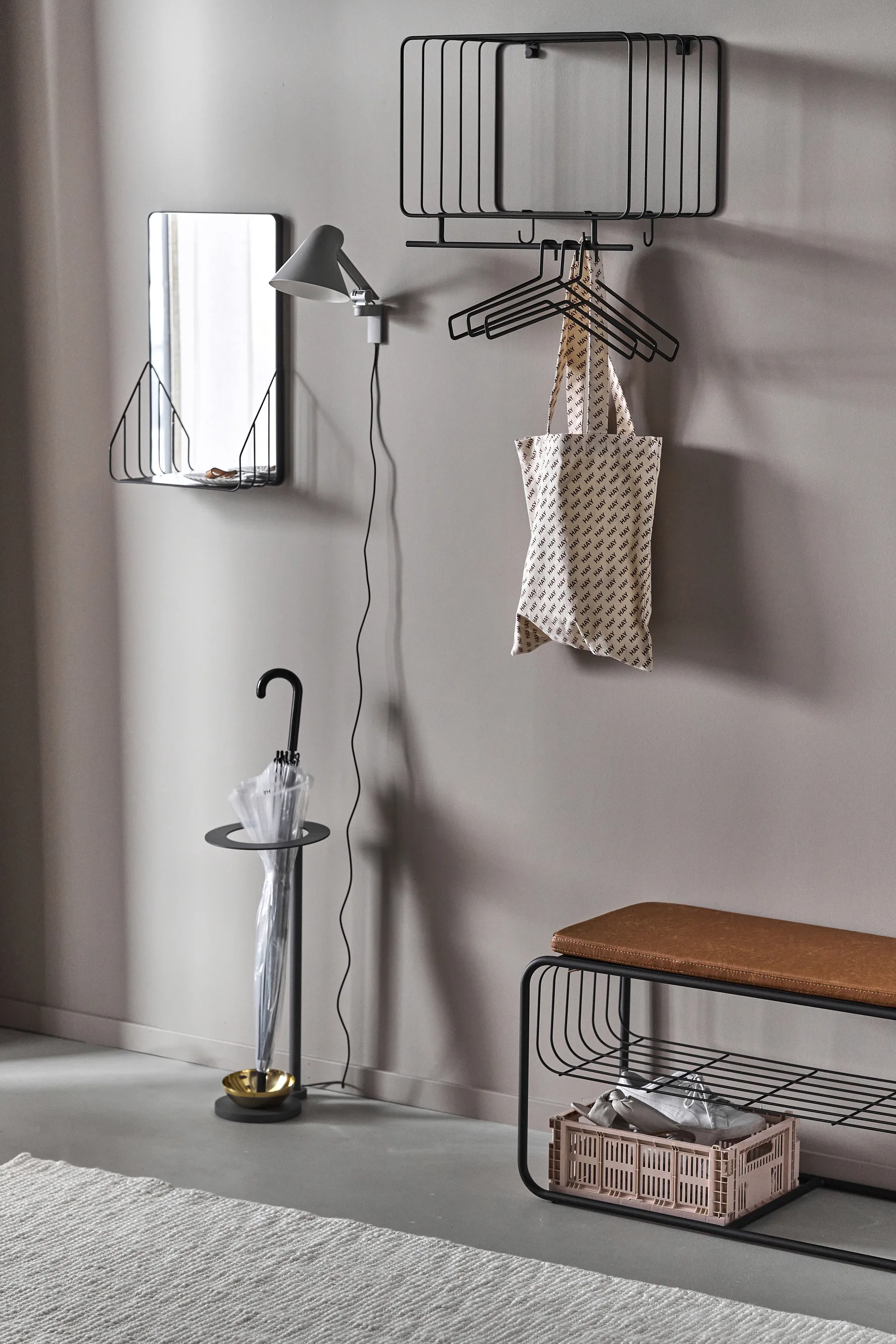 Nod spegel med hylla 30x50 cm, Black Scandi Living
