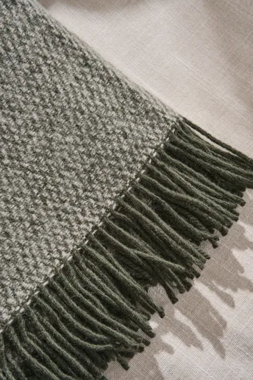 Sandstone ullpläd 130x180 cm - Khaki grön - Scandi Living