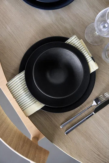 Terra mattallrik - Svart stengods, Ø26,5 cm - Scandi Living