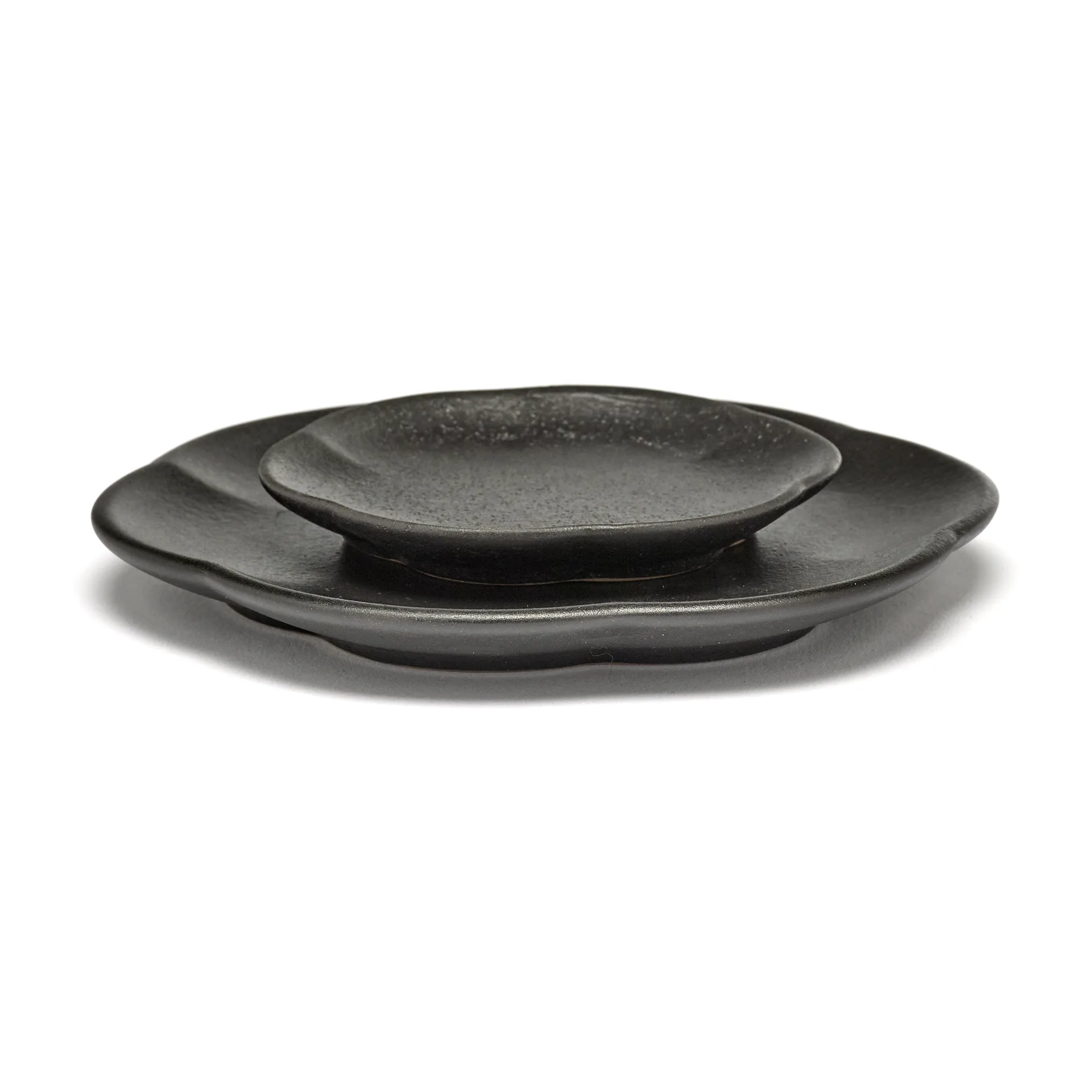 Inku räfflad tallrik M Ø13,9 cm, Black Serax