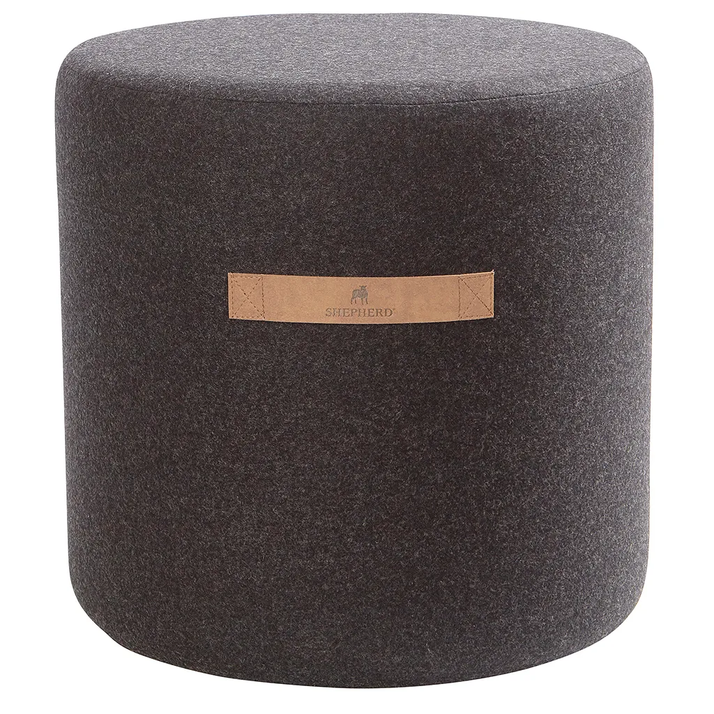 Shepherd puff Sara 40 cm, svart Shepherd of Sweden