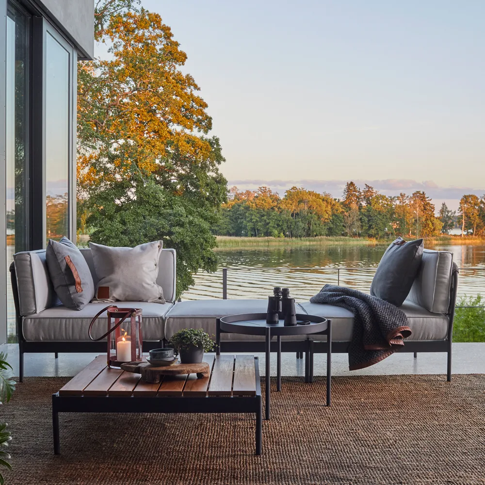 Lidö modulsoffa, Sunbrella Deave silver grey, hörndel, mörkgrå aluminiumram Skargaarden