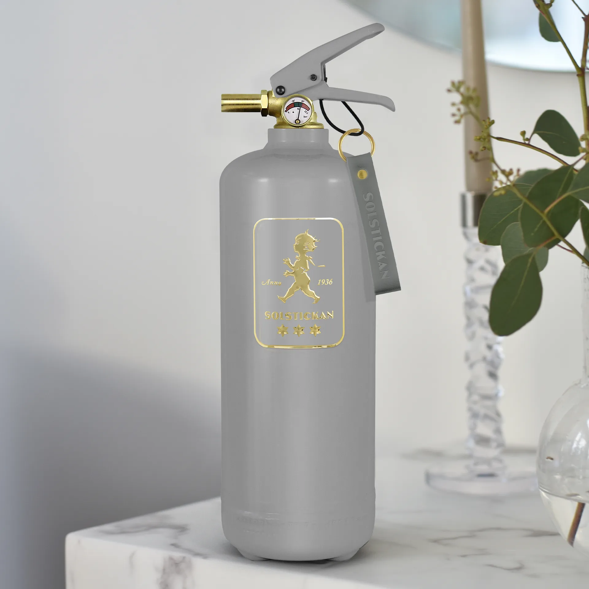 Solstickan brandsläckare 2 kg, Design Edition grå-guld Solstickan Design