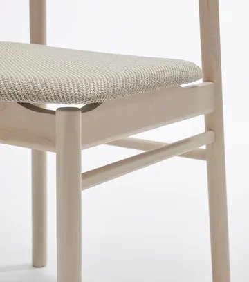 Prima Vista stol björk ljus mattlack - Tyg Atto Driftwood V3576/01 - Stolab
