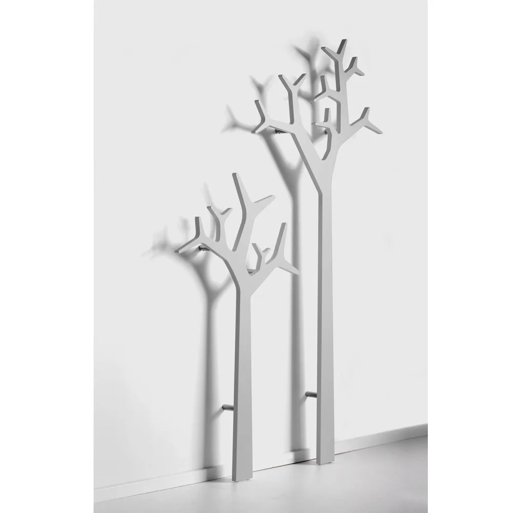 Tree rockhängare vägg, Ek klarlack Swedese