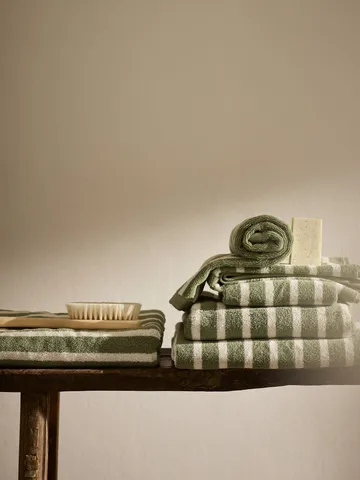 Bonnie handduk 50x70 cm - Green - Tell Me More