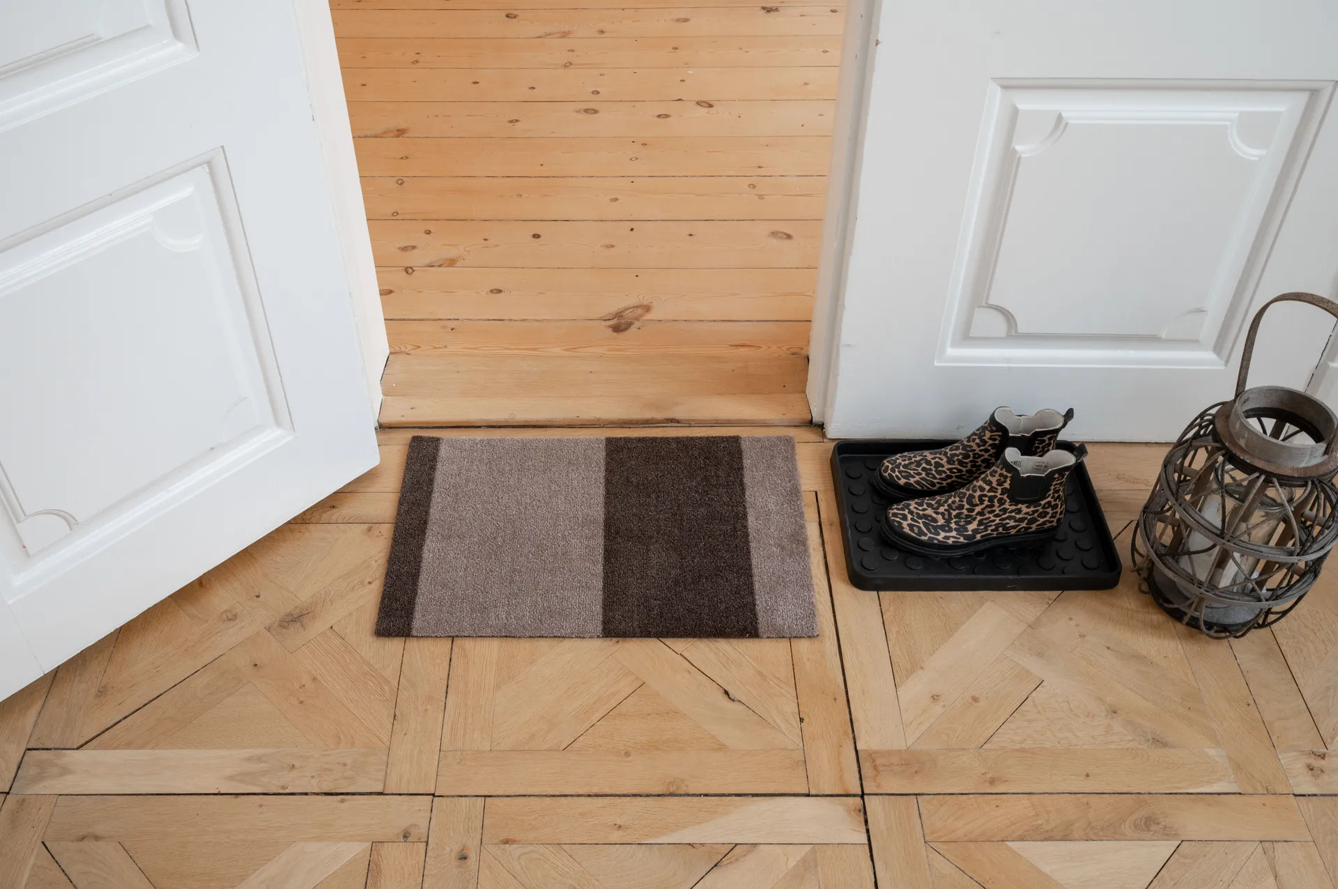 Stripes dörrmatta horisontell, Sand-brown, 40x60 cm tica copenhagen