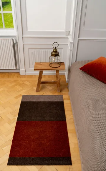 Stripes gångmatta horisontell - Brown-terrakotta 67x120 cm - tica copenhagen