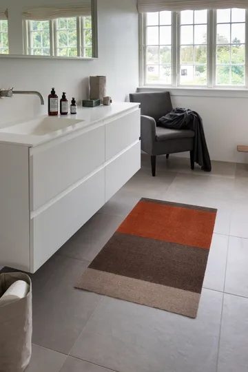 Stripes gångmatta horisontell - Brown-terrakotta 67x120 cm - tica copenhagen