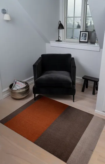 Stripes gångmatta horisontell - Brown-terrakotta 90x130 cm - tica copenhagen