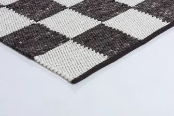 Gotland Design matta Special Edition - Anthracite-white nr. 2428, 90x180 cm - Tisca