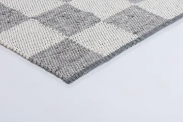 Gotland Design matta Special Edition - Silver-white nr. 2418, 250x300 cm - Tisca