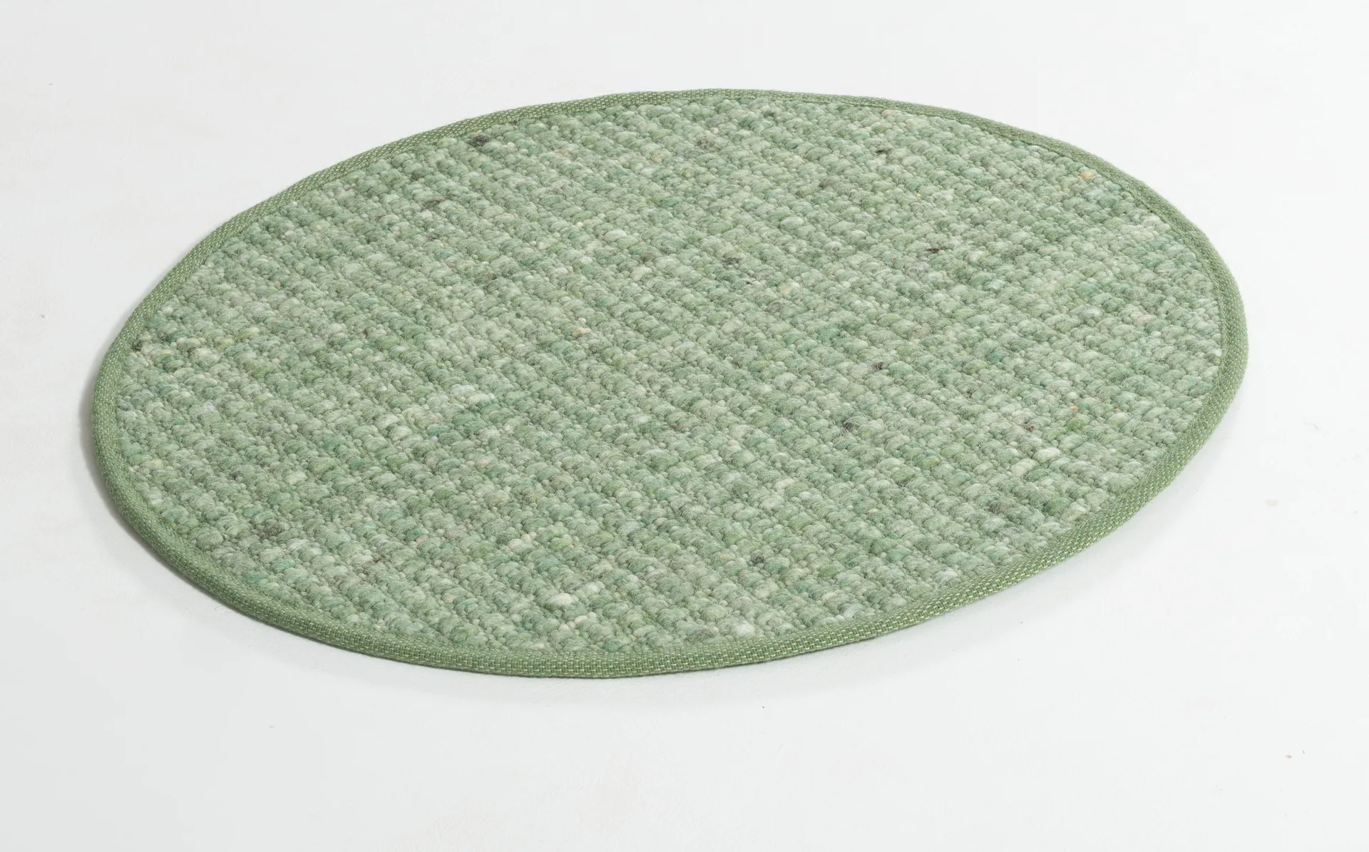 Greenland Swift round matta, Jade nr. 240, Ø300 cm Tisca