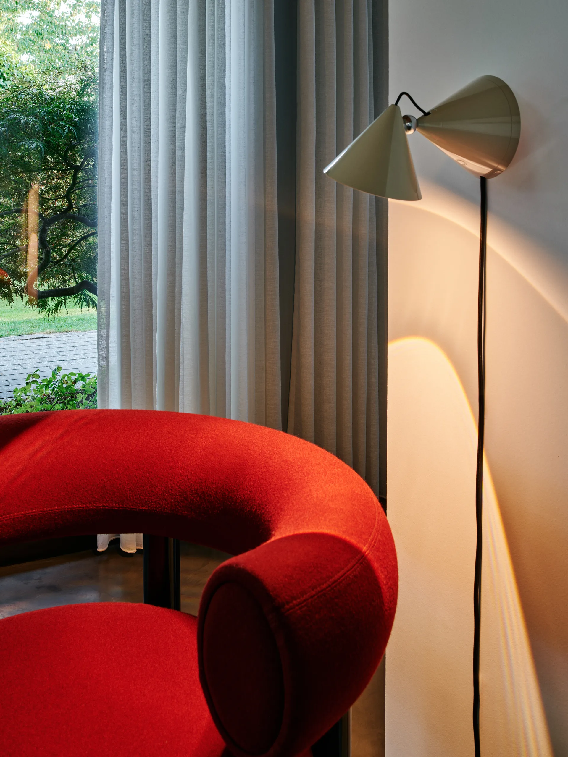 Pose Surface vägglampa, Putty Tom Dixon