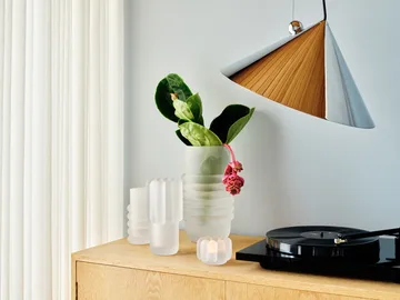 Press Medium vas - Frosted - Tom Dixon