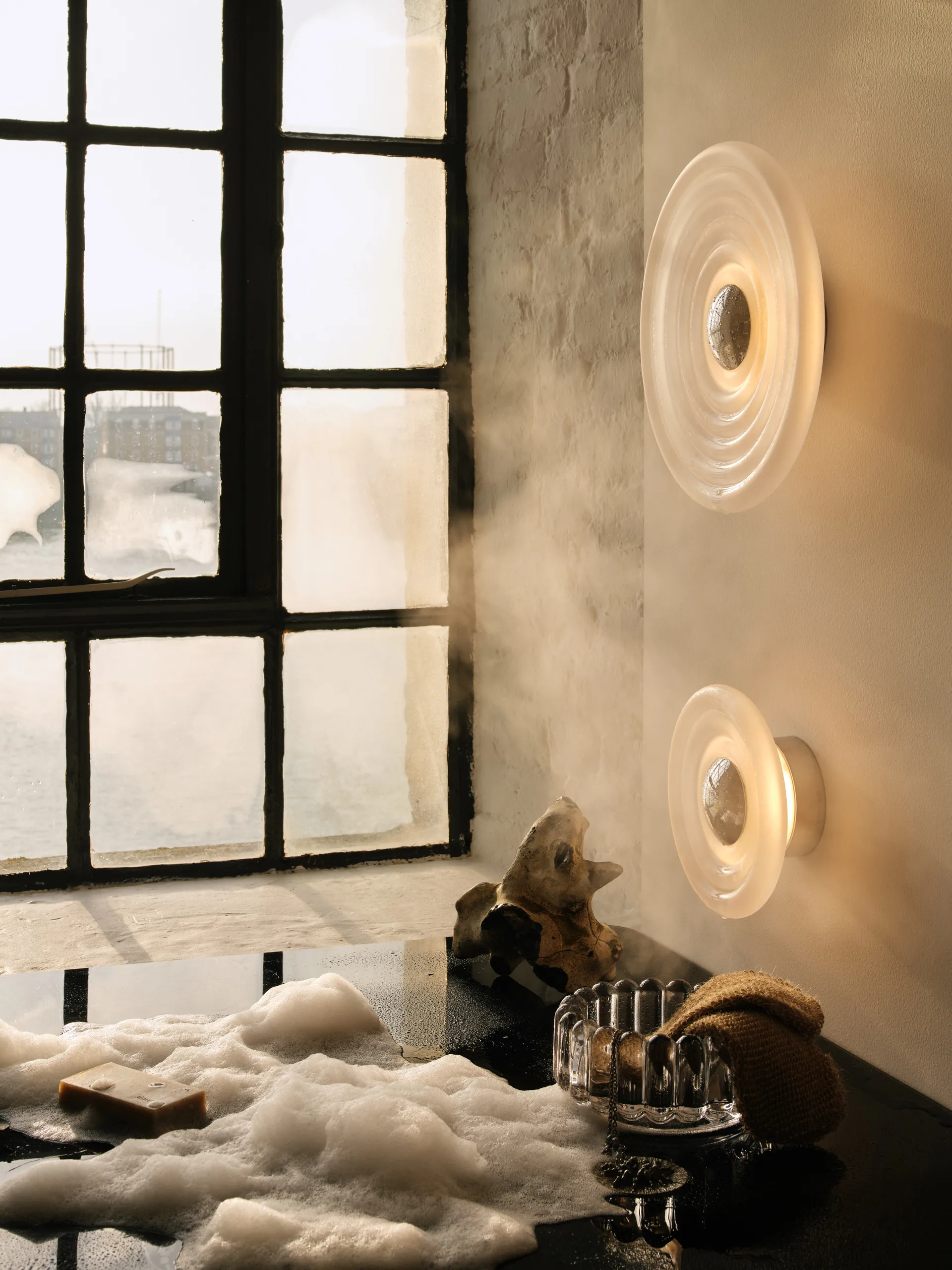 Press Surface vägglampa large LED 35 cm, Frosted Tom Dixon