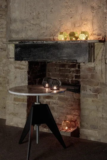 Screw sidobord Ø60 cm - White marble-cast iron - Tom Dixon